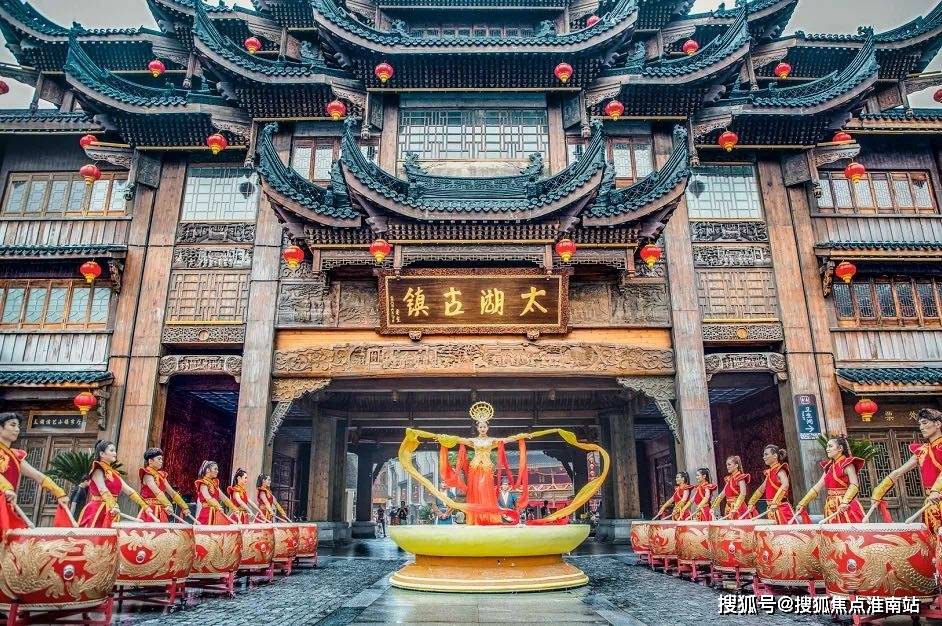 澳门与香港一码一肖一特一中详情,精选解析、解释与落实